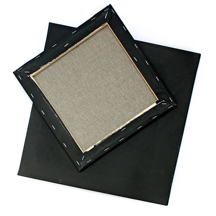 Bespannter Keilrahmen mit schwarzer Grundierung - 50 x 60 cm
